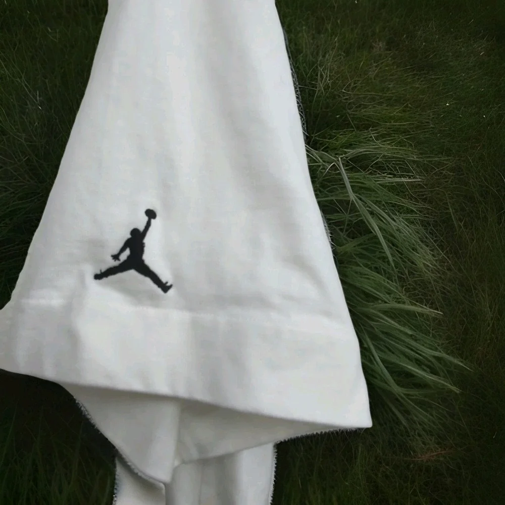 Pre-owned Size XXL Jordan Loose FIT Baseball Jersey TOP,‎ White, Snaps, See Pics